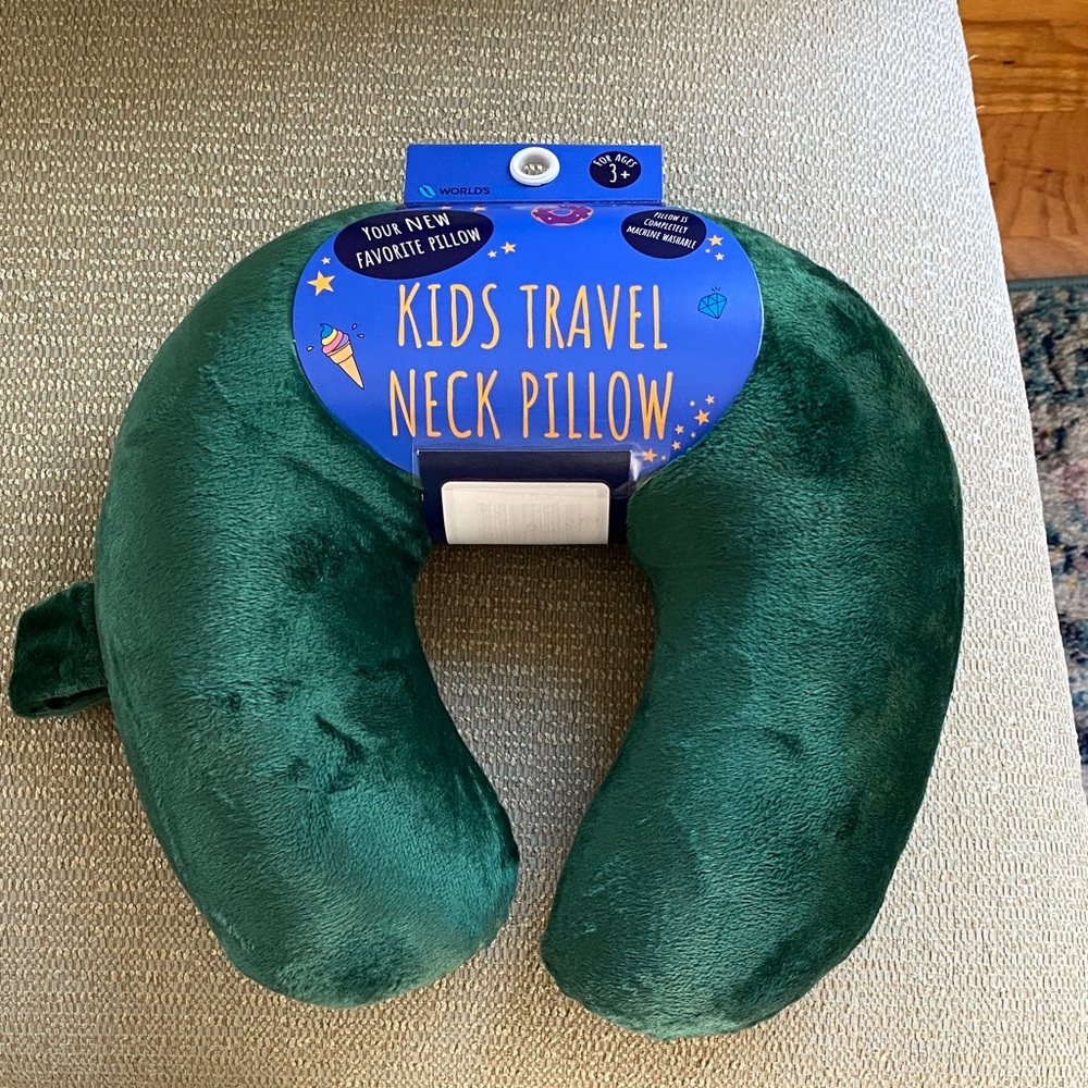 Kids Travel Neck Pillow in Green
